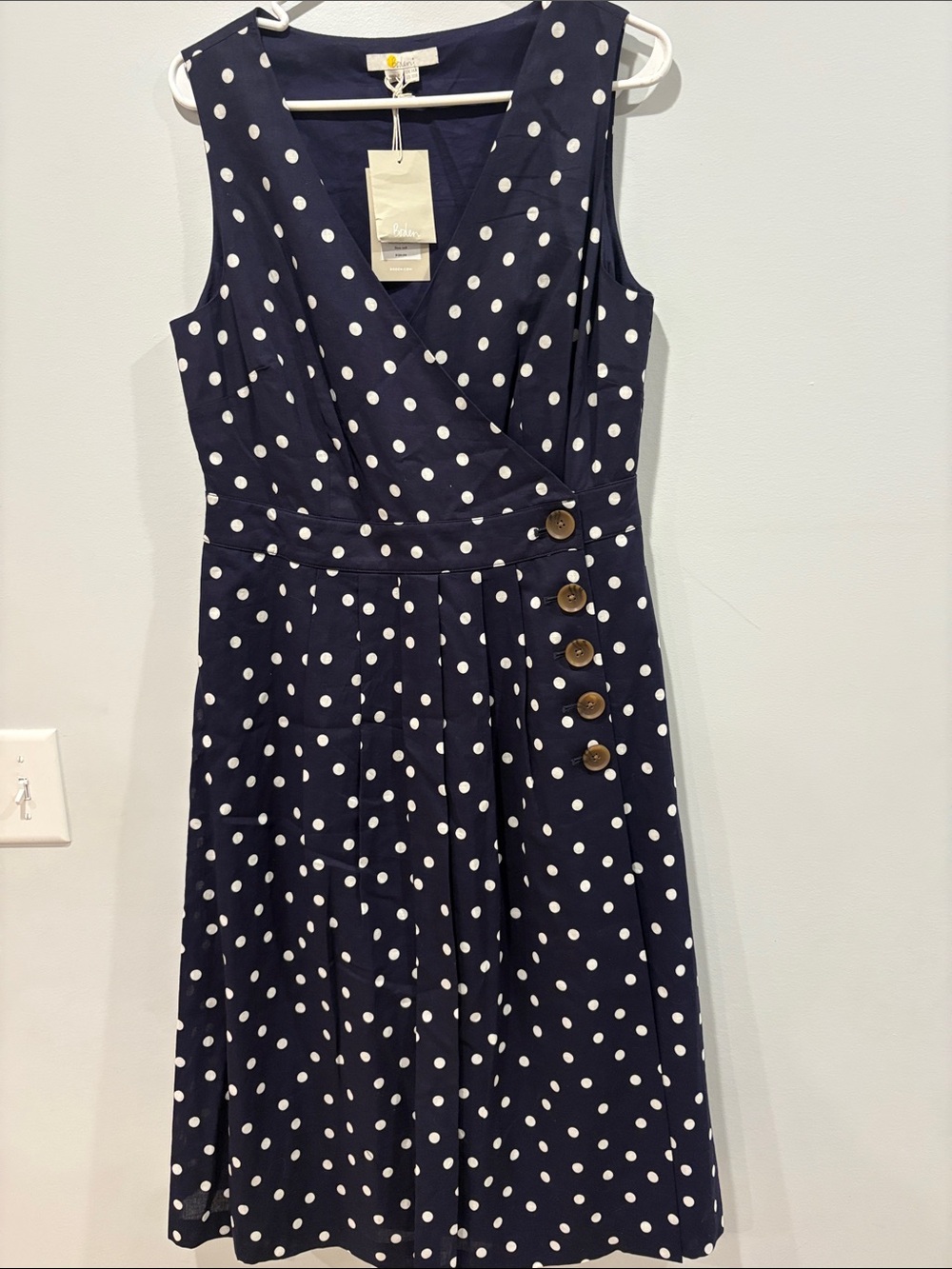 Boden Navy and White Polka Dot Sleeveless Dress Side Buttons ptp 18.5 length 46